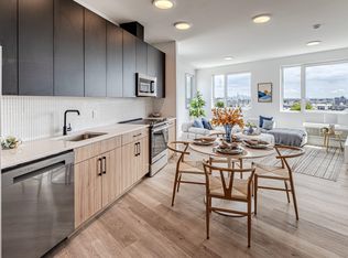 43 Madison St #108, Newark, NJ 07105