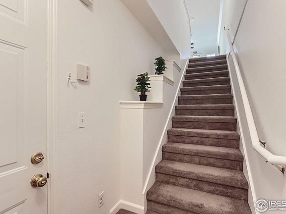 3rd image of 1934 Oxford Ln