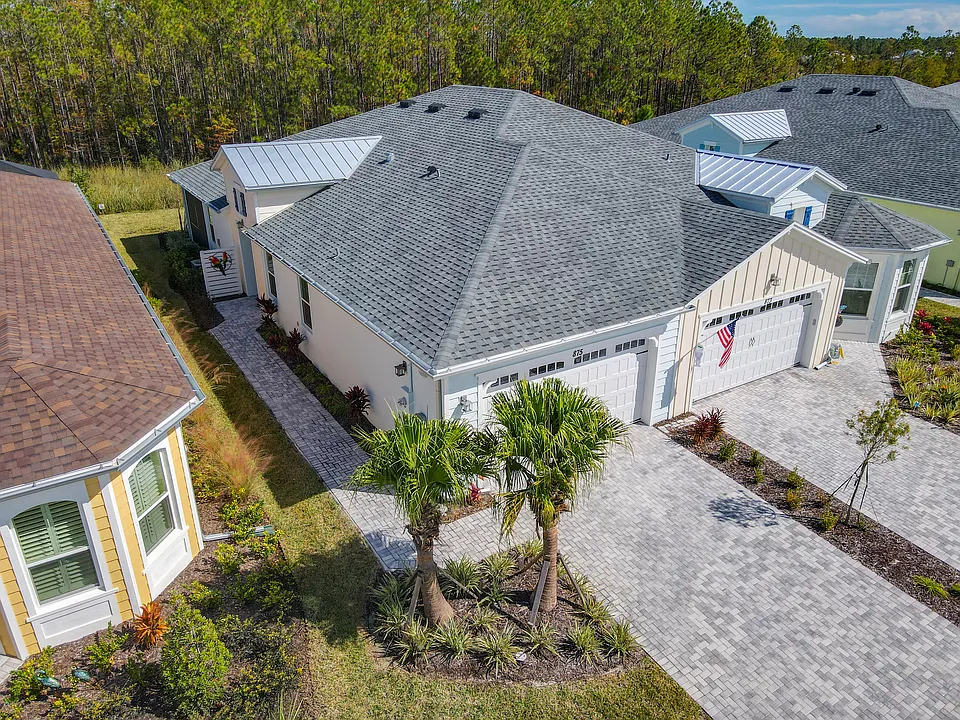 875 Coral Reef Way