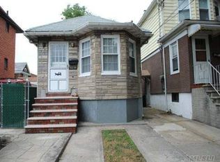 122-09 6th Ave, College Point, NY 11356