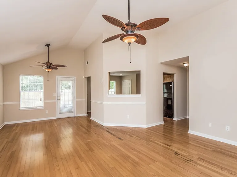73 Hamil Ct NW — Photo 7