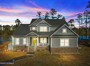 239 Pitch Kettle Ct, Belhaven, NC 27810