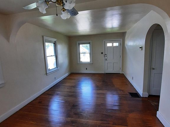 Dining Room / Living Room