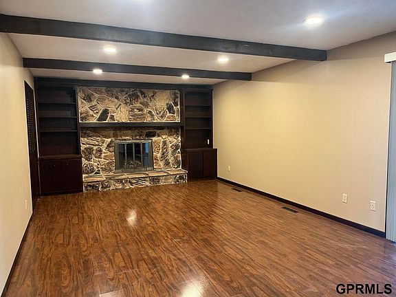 4th image of 13304 S 28th St