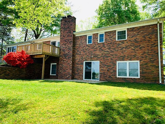 5th image of 120 Bear Run Cir
