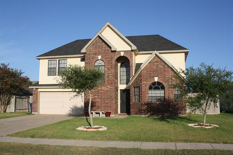 1st image of 3042 Twin Creek Dr
