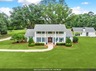 8196 Wildwood Dr, Denham Springs, LA 70706