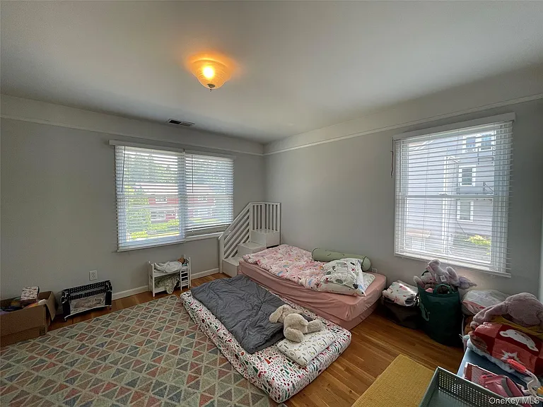 46 Maple Ave — Photo 9