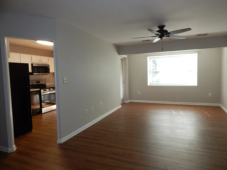 17 Juliet Ln #303 — Photo 10