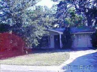 7606 Raintree Dr, New Port Richey, FL 34653