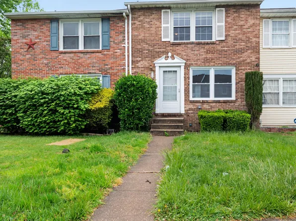 5326 King Arthur Cir, Baltimore, MD 21237