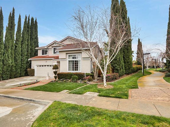 2nd image of 3293 Cantamar Ct