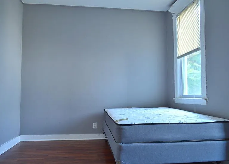 1316 E Genesee St #4 — Photo 5