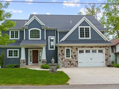 6410 W South Lake Gage Dr, Angola, IN, 46703
