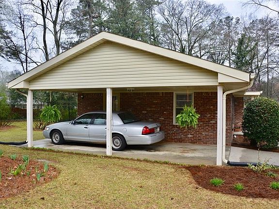 2nd image of 453 Patricia Way