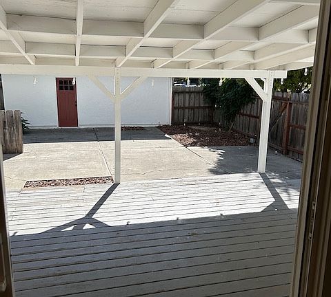 Large back deck.