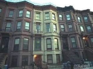 9 N Strathmore St, Valley Stream, NY 11581