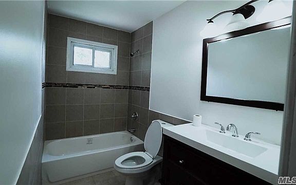 5th image of 36 Meadowbrook Dr