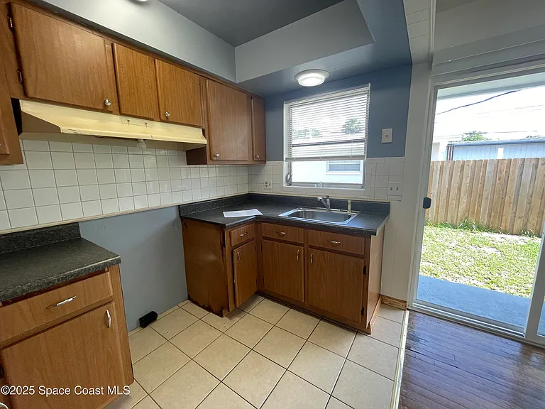 1780 Tee Dee Ln #A — Photo 5