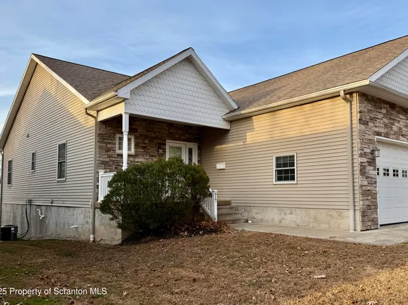 615 Arthur Ave, Scranton, PA 18510