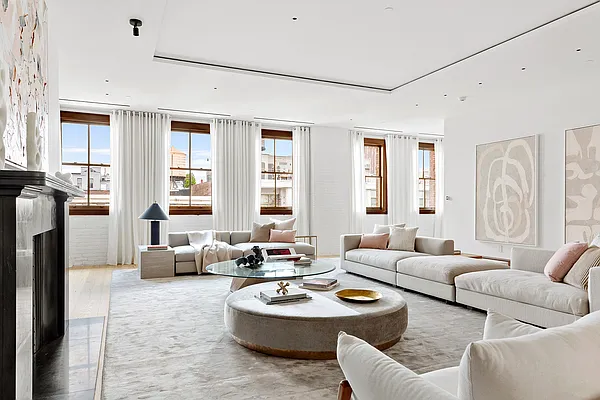 Sold by Compass | media 33