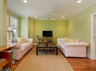 1050 Griffith Rd, Lake Forest, IL 60045