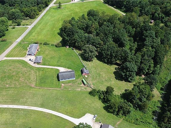 4th image of 340 Dav Rd