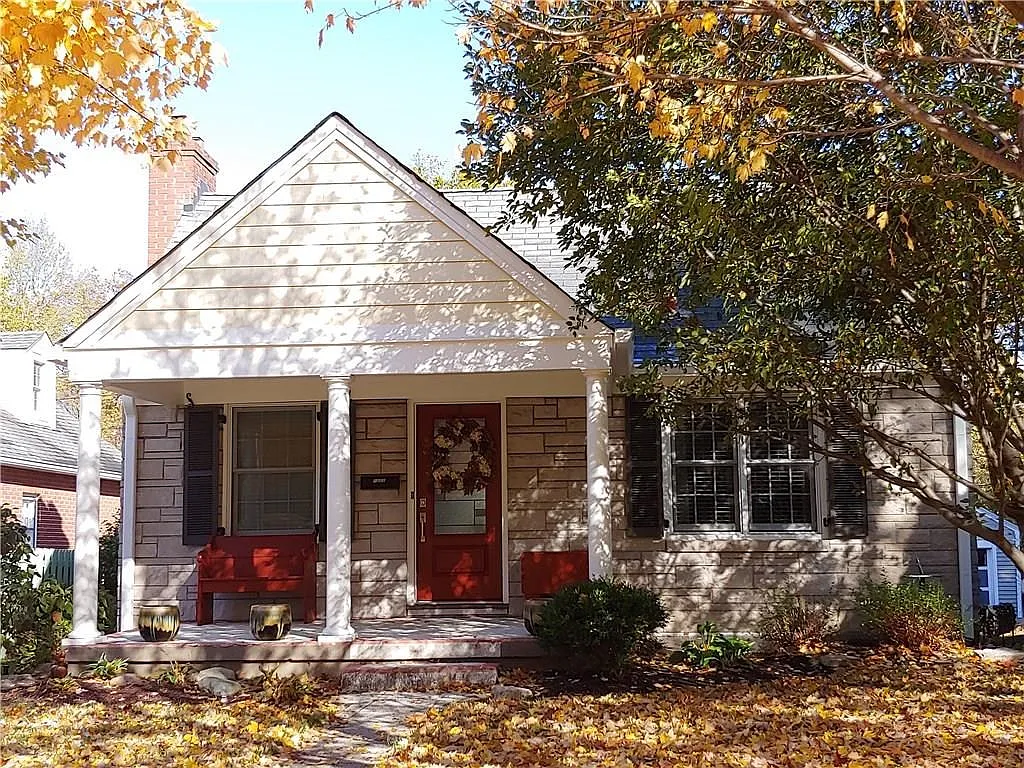 1222 Kessler Blvd E Dr photo 1