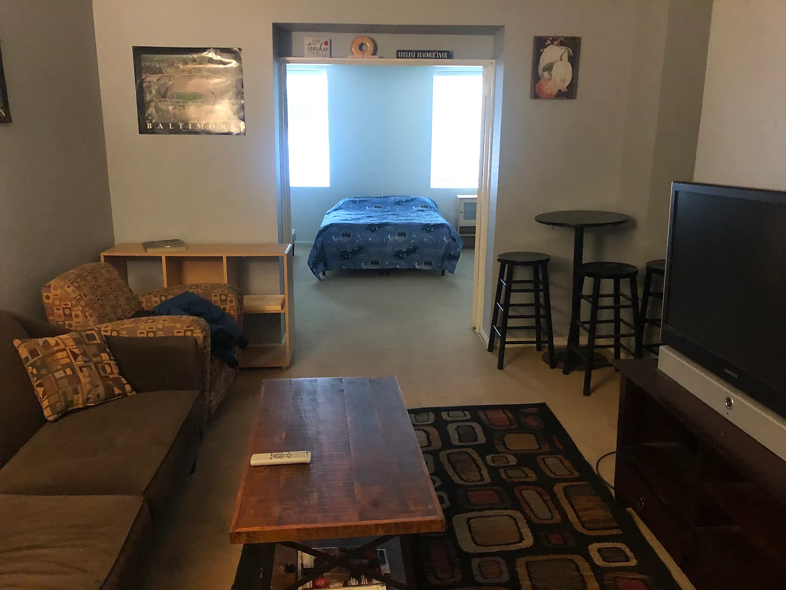 Studio, 1400 sqft, $1,275 — Photo 1