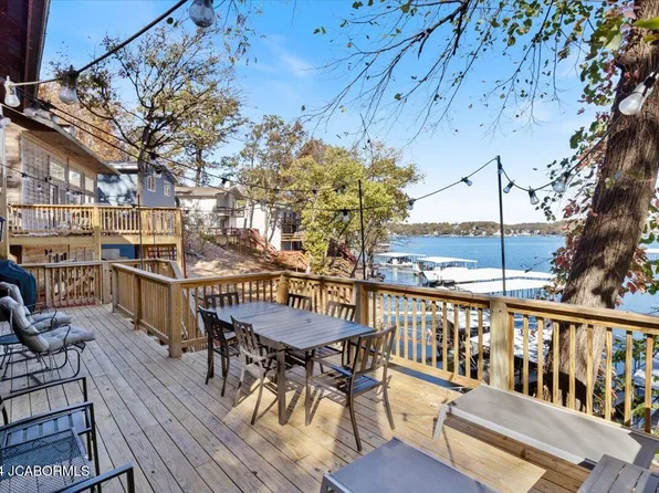 831 Lucy Rd, Lake Ozark, MO 65049