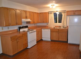 4802 SW Vacuna St, Portland, OR 97219