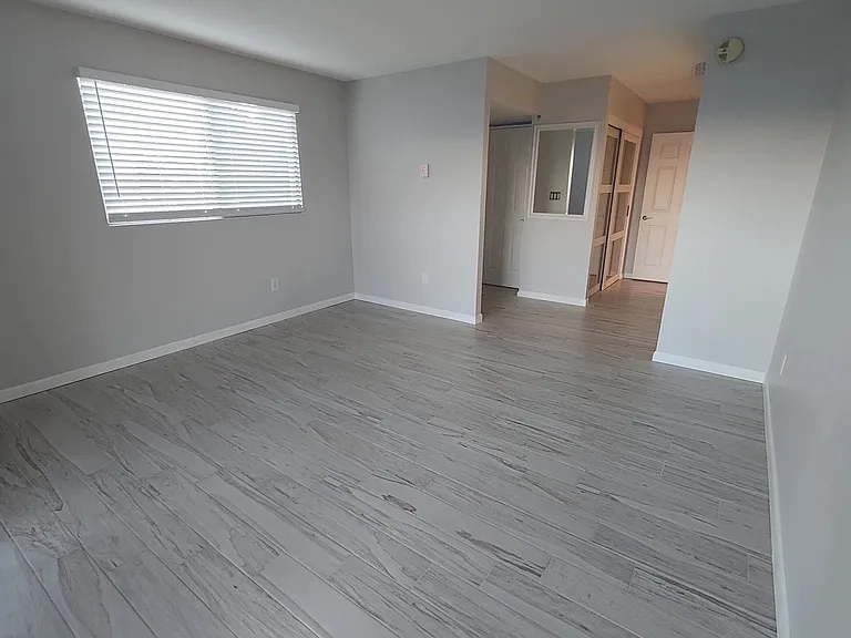 9717 NE Juanita Dr #A-103 — Photo 19