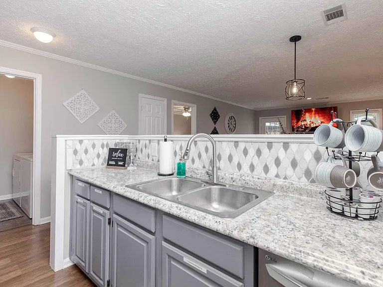 113 Wingate Cir — Photo 34