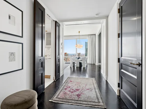 80 Columbus Circle image 4 of 10