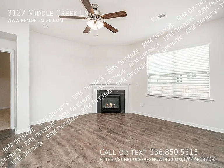 3127 Middle Creek Ln — Photo 3