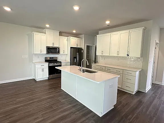 854 Pecan Rd — Photo 8