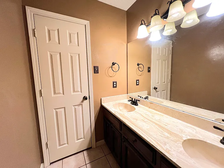 9868 Kinglet Dr — Photo 7