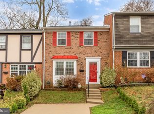 7807 Snead Ln, Falls Church, VA 22043