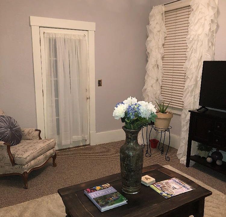 2nd image of 538 Prospect Ave #2