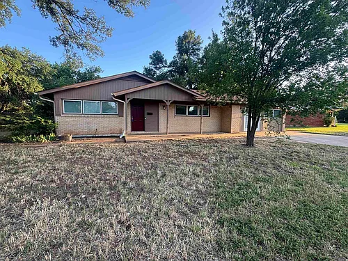 4801 Pawnee Ptwy Photo 1