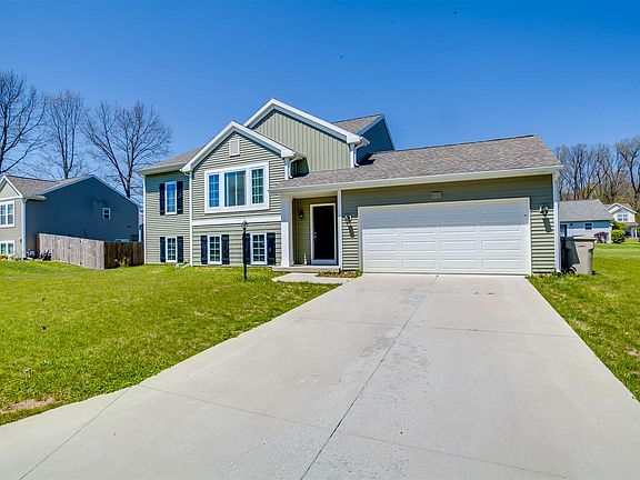 3rd image of 20333 Kiefer Way
