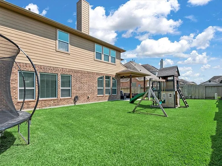 16319 Denise Terrace Dr — Photo 42