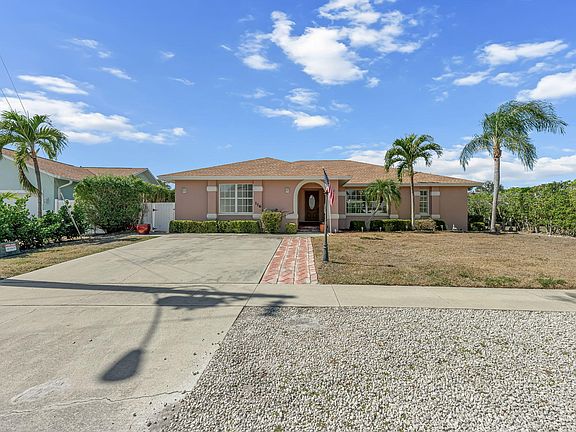 2nd image of 116 Delbrook Way