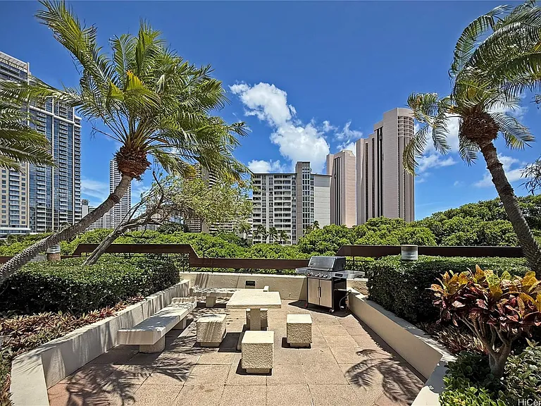 1650 Ala Moana Blvd #1613 — Photo 22