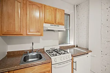 Rented by Cooper & Cooper Real Estate