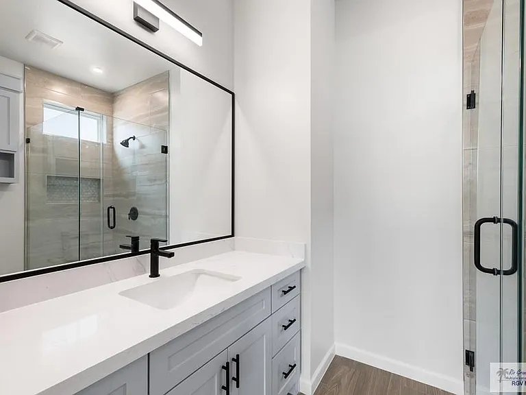 5612 Hedgerow Ct — Photo 16
