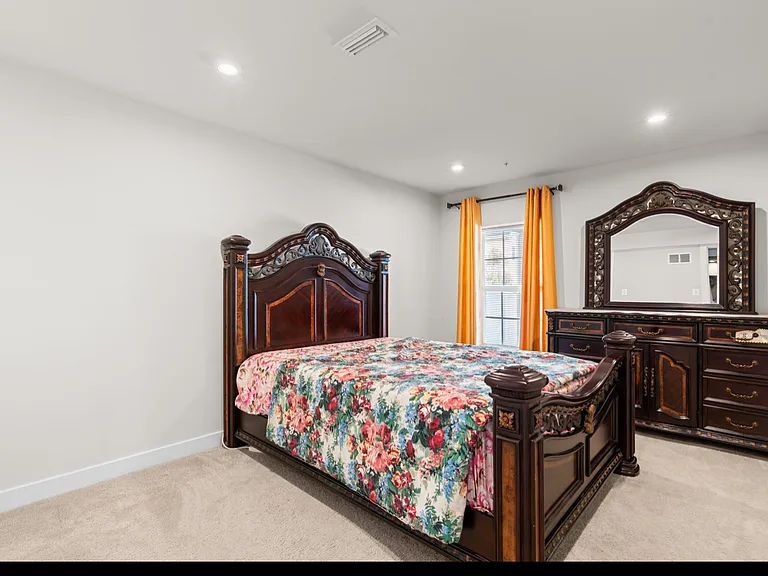 4413 Arbor Wood Ct — Photo 24