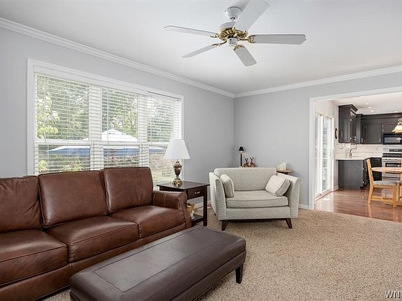 3rd image of 27 Huntingwood Dr
