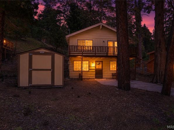 921 Menlo Dr