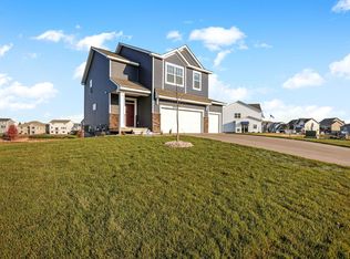1036 Shoreview Dr, Jordan, MN 55352